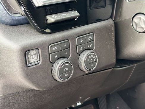 New 2026 Chevrolet Silverado 1500 High Country w/ Technology Package image 10