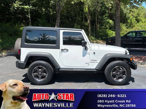 Used 2017 Jeep Wrangler Sport w/ Trailer Tow Group AWD/4WD image 3