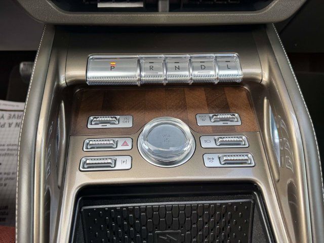 Certified 2024 Lincoln Nautilus Black Label w/ Jet Appearance Package (87T) AWD/4WD image 23