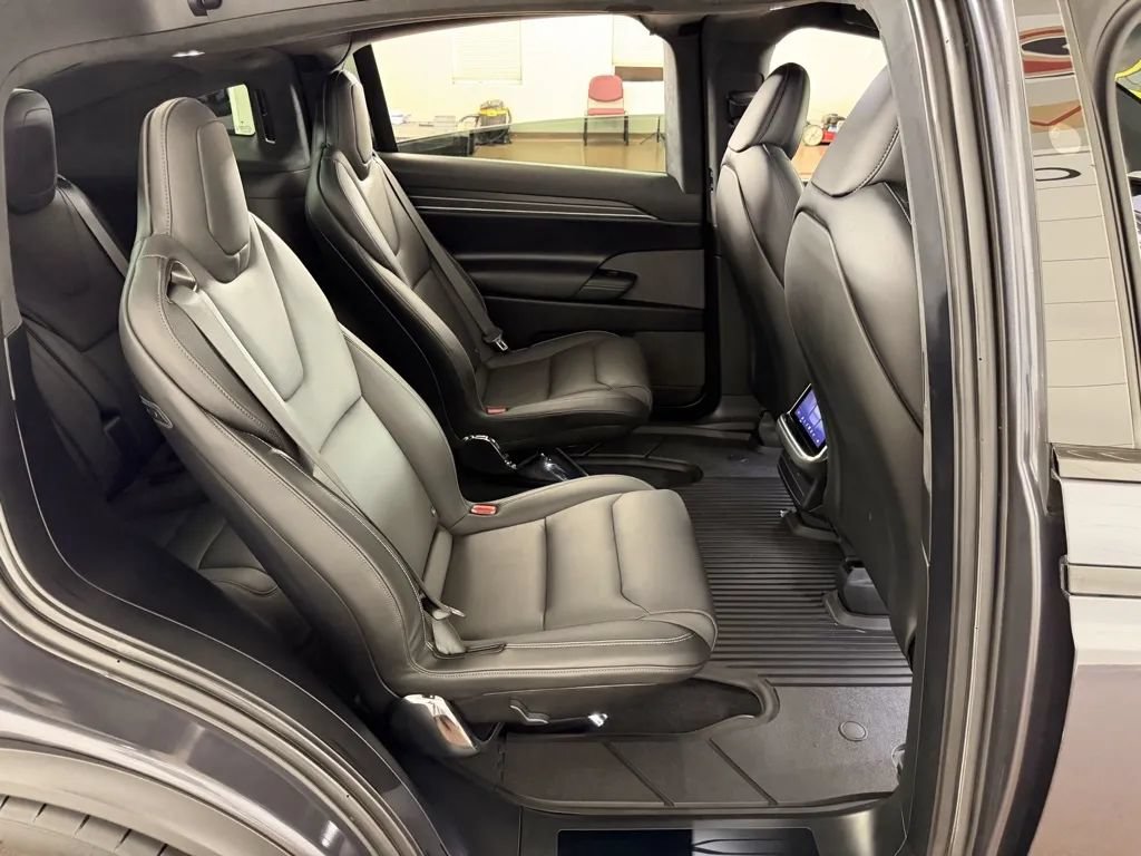 Used 2022 Tesla Model X Plaid AWD/4WD image 38