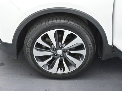 Used 2021 Buick Encore Preferred FWD image 28