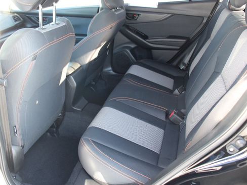 Used 2019 Subaru Crosstrek 2.0i Premium image 13