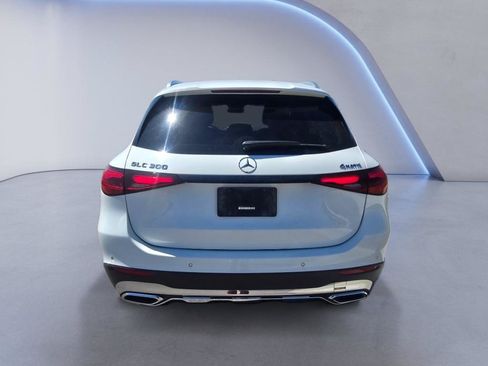 Used 2024 Mercedes-Benz GLC 300 4MATIC image 4