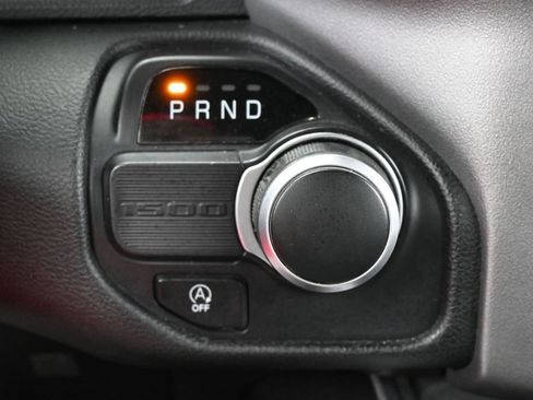 Used 2020 RAM 1500 Big Horn RWD image 21