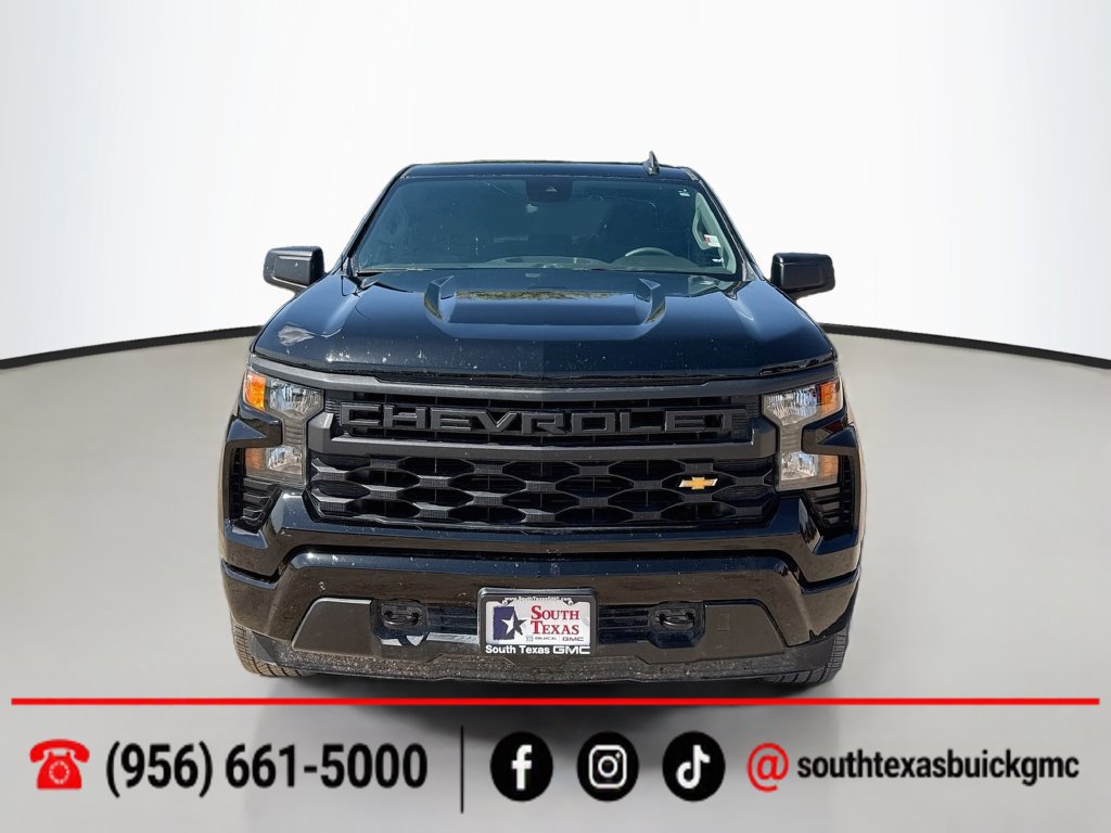 Used 2024 Chevrolet Silverado 1500 Custom RWD image 2