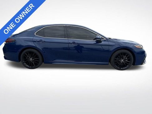 Used 2024 Toyota Camry XSE w/ Navigation Package image 2