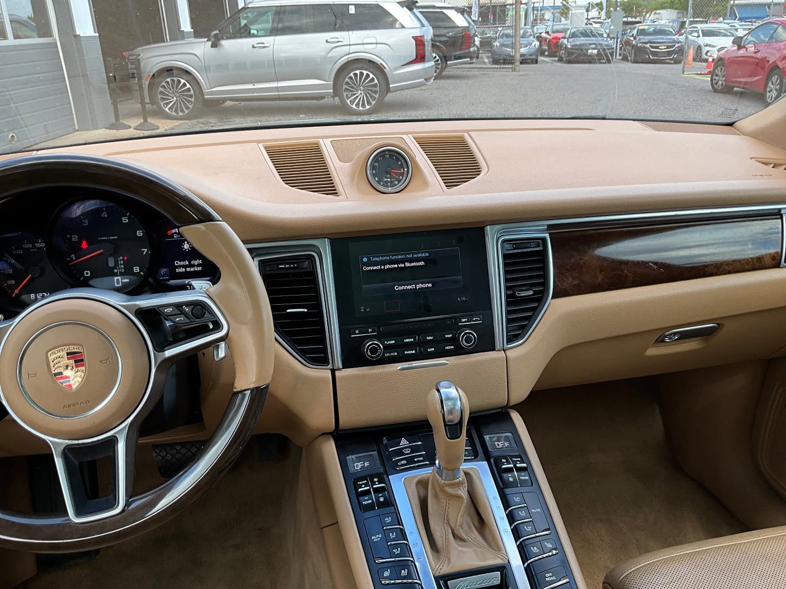 Used 2017 Porsche Macan AWD/4WD image 9