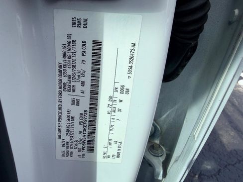 Used 2019 Ford F350 XL w/ Power Equipment Group AWD/4WD image 33