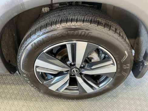 Used 2023 Nissan Rogue SL w/ SL Premium Package FWD image 47