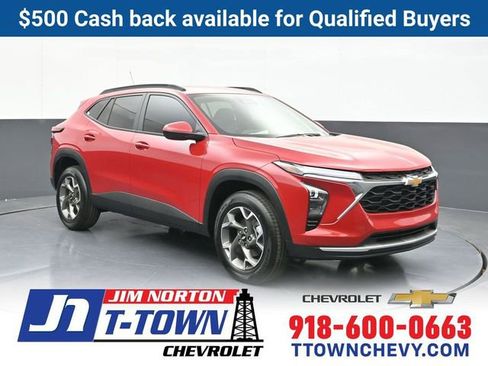 New 2026 Chevrolet Trax LT image 1