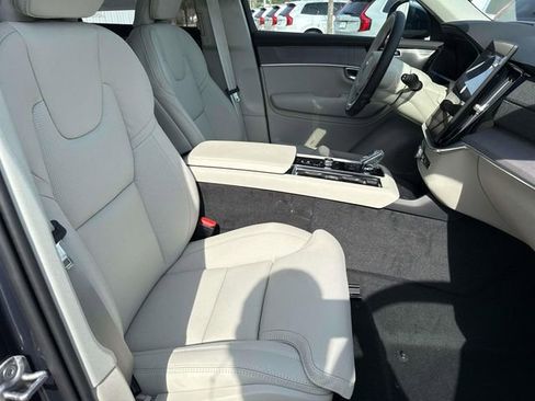 New 2026 Volvo XC90 T8 Ultra w/ Protection Package Premier image 12