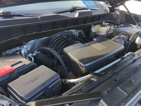 Used 2020 Chevrolet Silverado 1500 Custom w/ Custom Value Package image 35