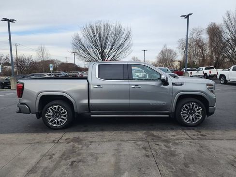 Certified 2024 GMC Sierra 1500 Denali Ultimate AWD/4WD image 9