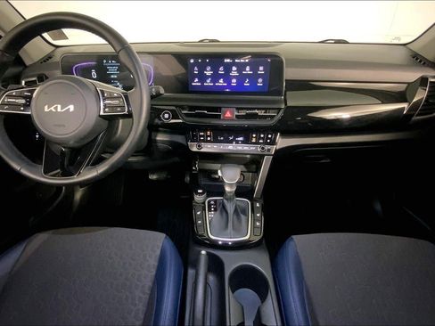 Used 2025 Kia Seltos S image 15