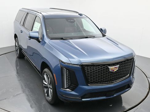 New 2026 Cadillac Escalade ESV Sport image 30