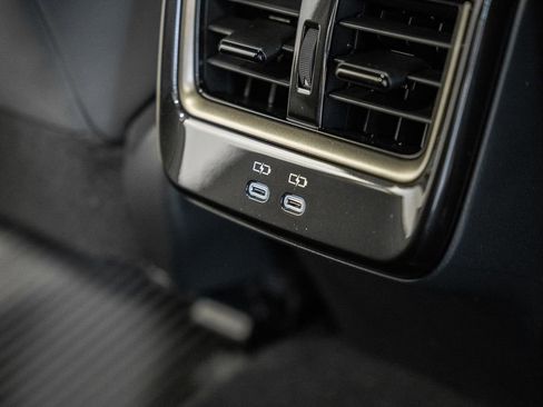 New 2026 Toyota Crown Signia image 36