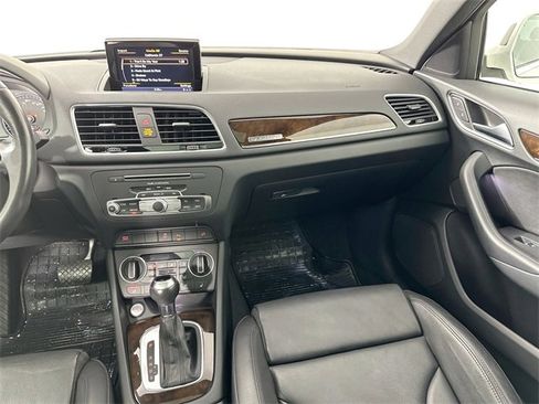 Used 2018 Audi Q3 2.0T Premium Plus w/ Premium Plus Package image 27