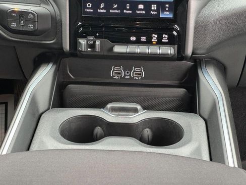 Used 2025 RAM 2500 Big Horn image 13