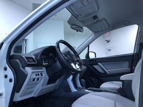 Used 2018 Subaru Forester 2.5i w/ Protection Package #1 AWD/4WD image 11