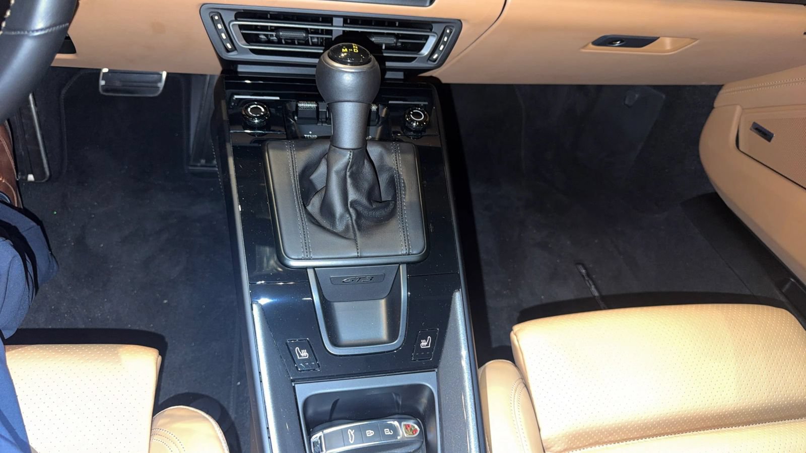 Used 2024 Porsche 911 GT3 RWD image 21