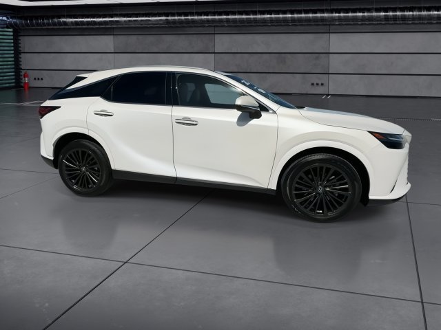 Used 2025 Lexus RX 350 Premium w/ Accessory Package (K3) FWD image 9