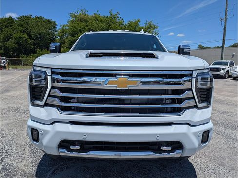 New 2026 Chevrolet Silverado 3500 High Country w/ High Country Premium Package AWD/4WD image 8