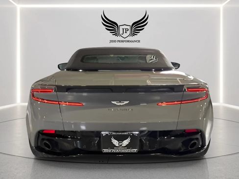 Used 2019 Aston Martin DB11 Volante RWD image 11