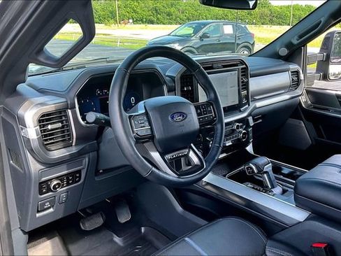 Used 2025 Ford F150 Platinum w/ FX4 Off-Road Package AWD/4WD image 18