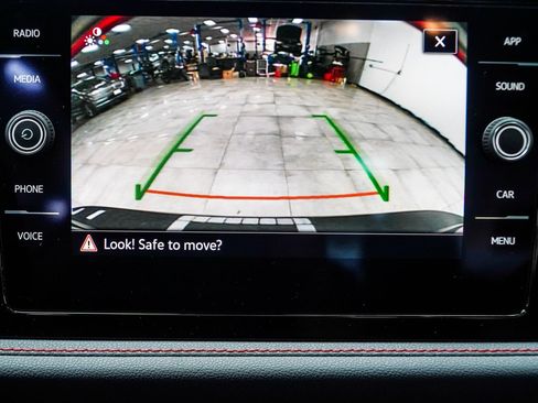 Used 2025 Volkswagen Jetta GLI Autobahn FWD image 25