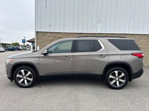 Used 2019 Chevrolet Traverse LT w/ LT Premium Package AWD/4WD image 10