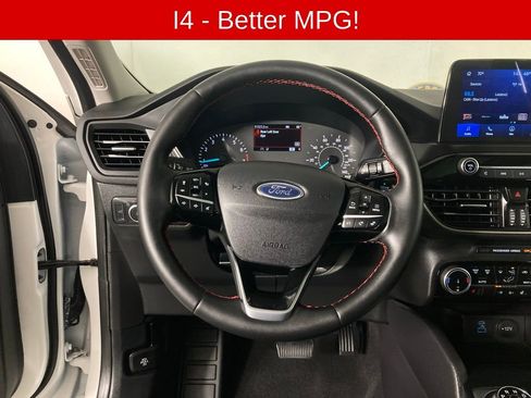 Used 2022 Ford Escape SEL w/ SEL Stealth AWD Package image 8