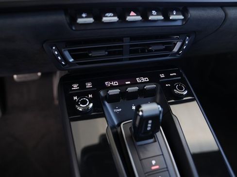 Certified 2024 Porsche 911 Carrera 4 GTS image 15