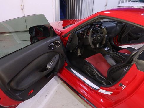 Used 2016 Nissan 370Z NISMO image 15