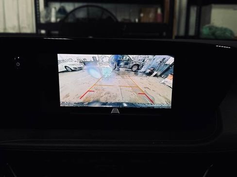 Used 2024 Buick Encore GX Sport Touring image 33