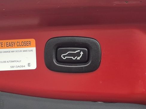 Used 2019 Mitsubishi Outlander SEL AWD/4WD image 21