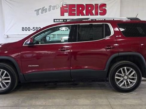 Used 2018 GMC Acadia SLE image 2