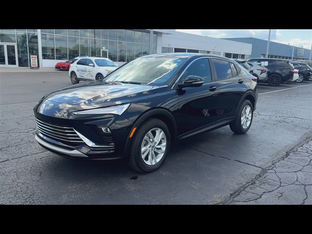 Used 2024 Buick Envista Preferred w/ Convenience I Package FWD image 4
