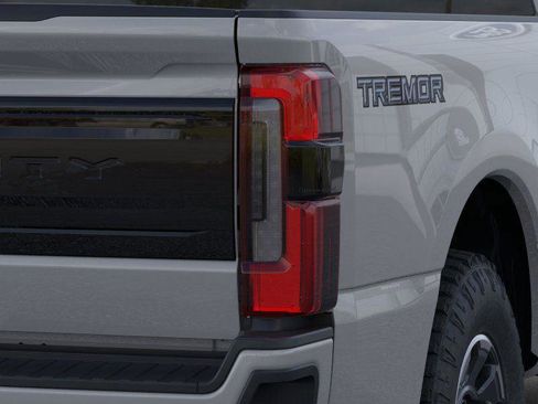 New 2026 Ford F350 Platinum w/ Tremor Off-Road Package image 21