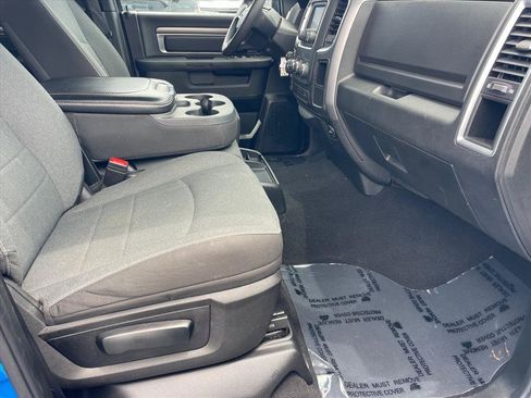 Used 2024 RAM 1500 Warlock AWD/4WD image 28