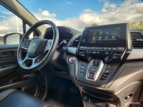 Used 2024 Honda Odyssey EX-L image 37