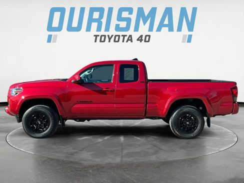Used 2022 Toyota Tacoma SR5 image 4