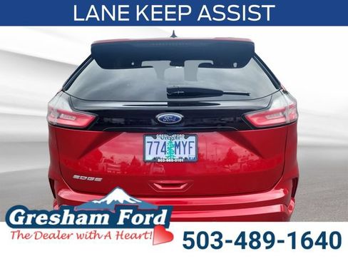 Certified 2020 Ford Edge ST-Line AWD/4WD image 5