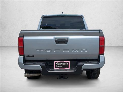 Used 2024 Toyota Tacoma TRD Off-Road image 7