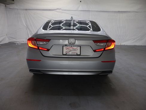 Used 2018 Honda Accord EX image 6