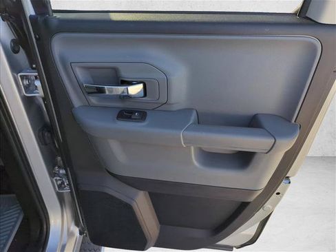 Used 2016 RAM 1500 Classic SLT RWD image 23