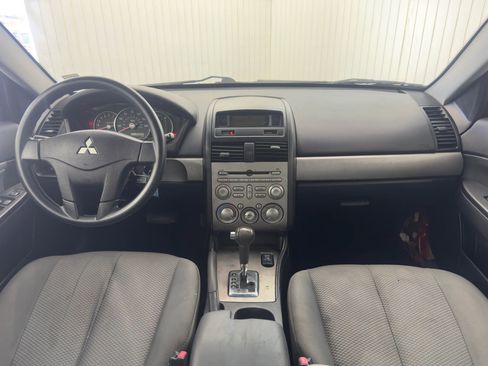 Used 2011 Mitsubishi Galant FE image 16