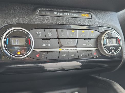 Certified 2021 Ford Escape SEL image 19