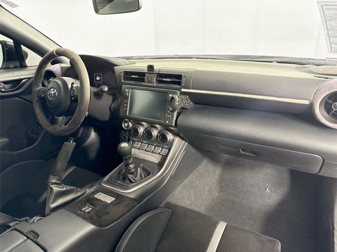 Certified 2023 Toyota GR86 Premium RWD image 39