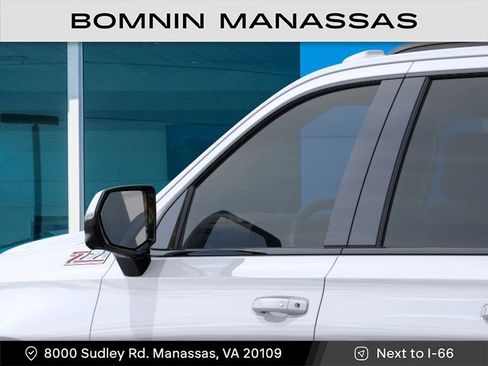 New 2026 Chevrolet Suburban Z71 AWD/4WD image 12