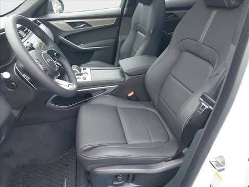 New 2026 Jaguar F-PACE R-Dynamic S image 11